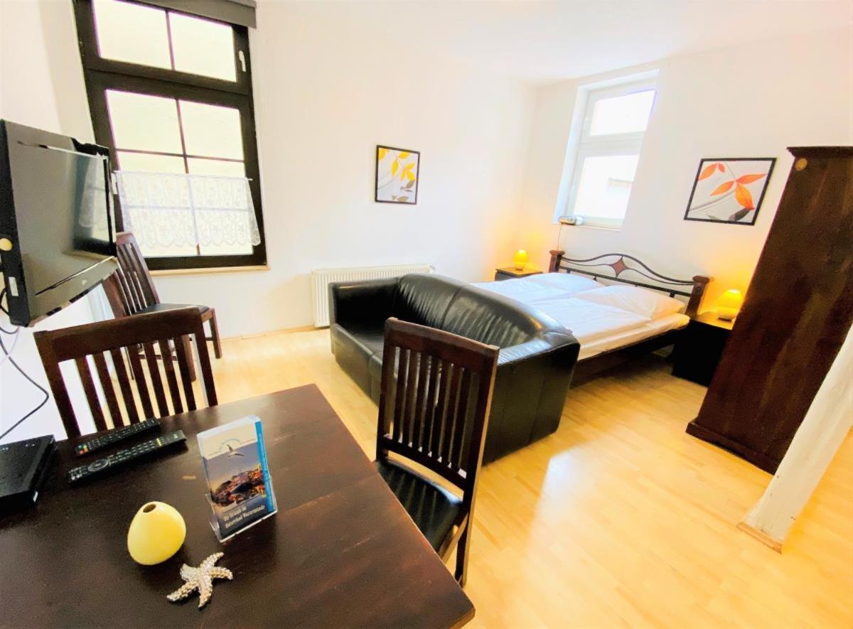 Captain Hook/dampfer Apartment Rostock