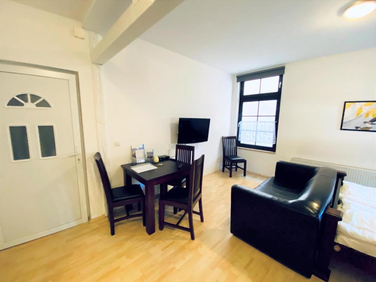 Captain Hook/dampfer Apartment Rostock